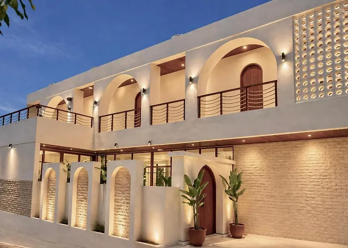 Hotel Mamakami *