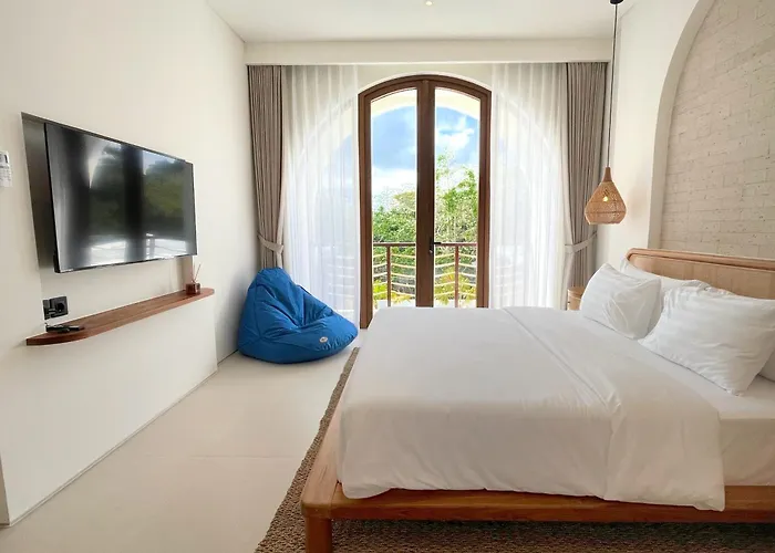 Hotel Mamakami *